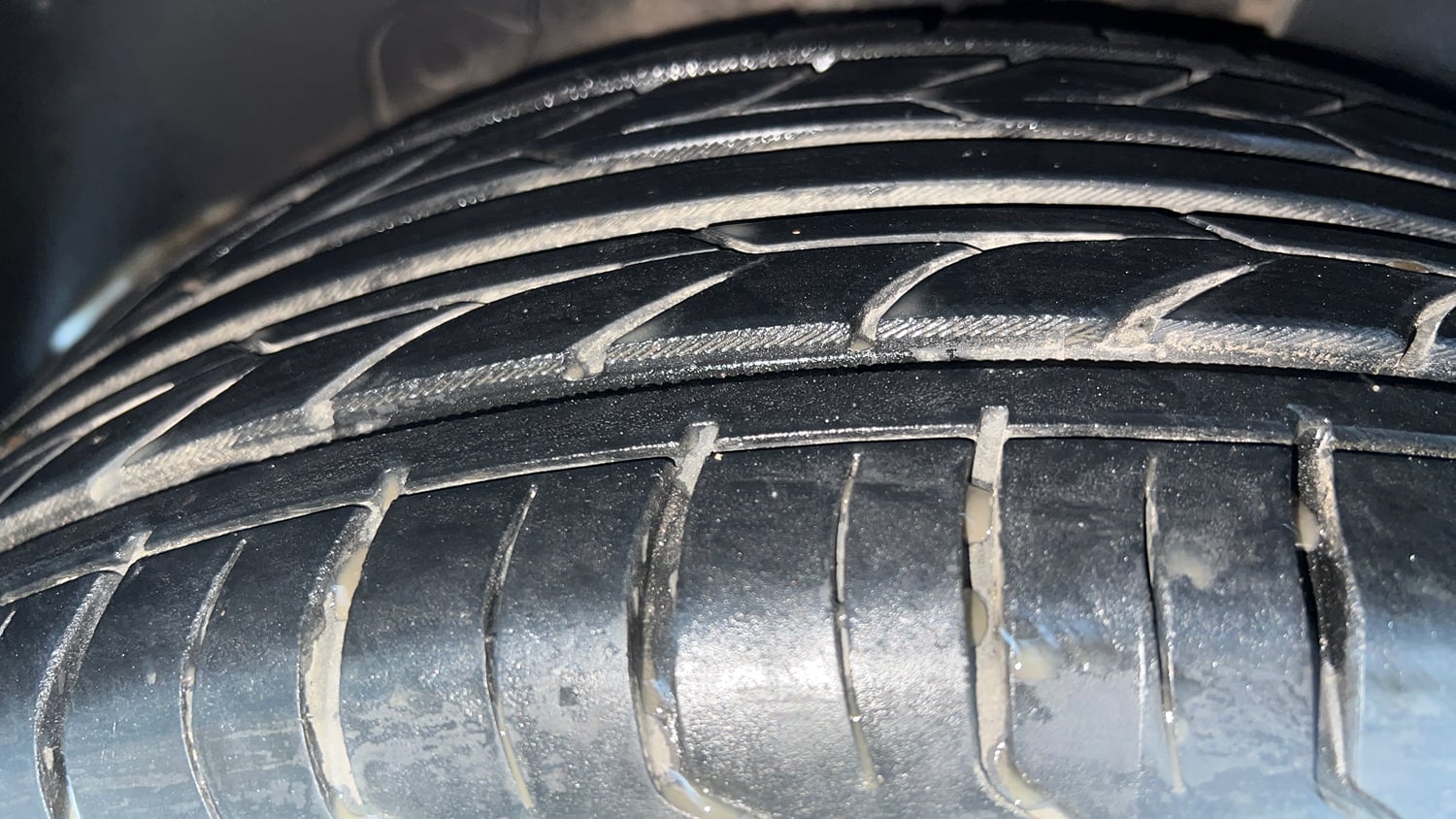 Used 2019 kia Seltos GTX Plus DCT 1.4 Petrol Automatic tyres RIGHT REAR TYRE TREAD VIEW