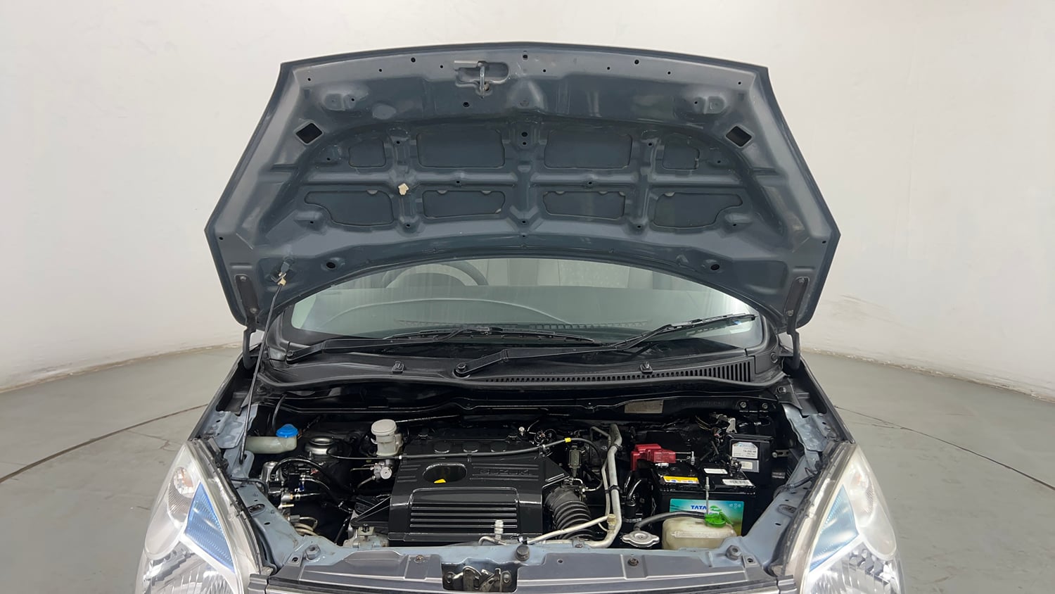 Used 2014 Maruti Suzuki Wagon R 1.0 VXI Petrol + CNG (Outside Fitted) Cng Manual engine ENGINE & BONNET OPEN FRONT VIEW