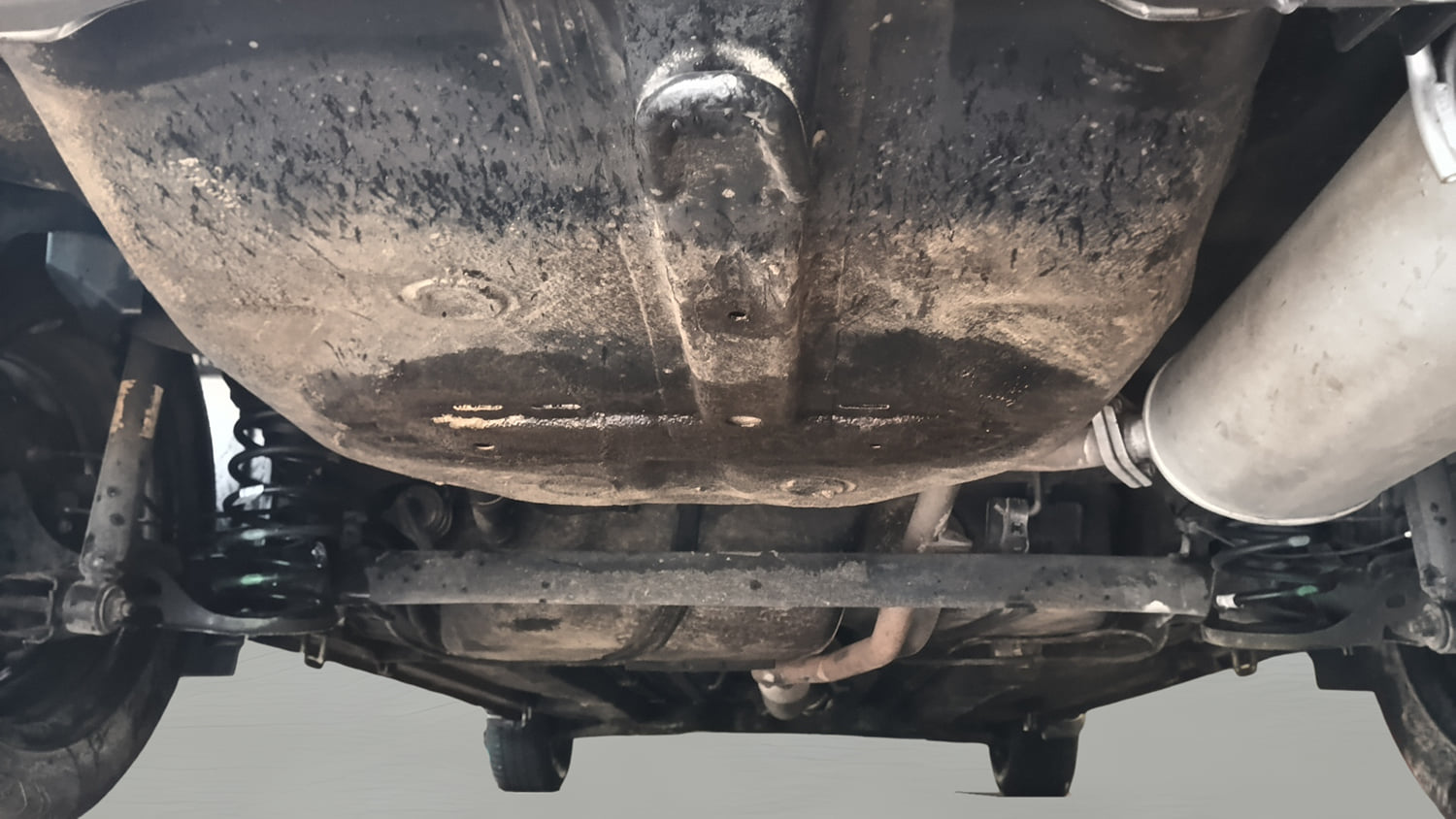 Used 2017 Maruti Suzuki Ciaz Delta 1.4 MT Petrol Manual extra REAR RIGHT UNDERBODY VIEW