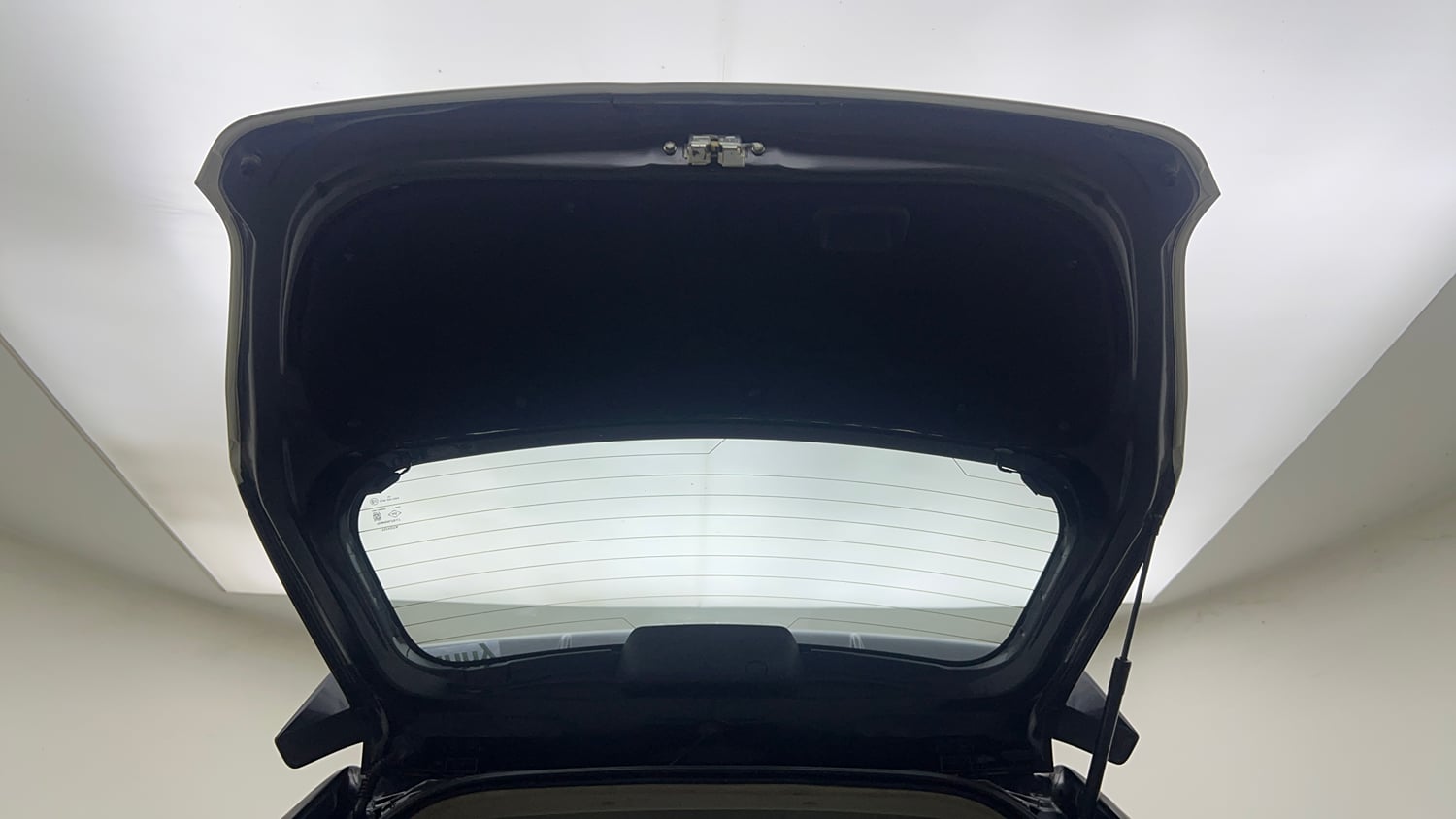 Used 2016 Toyota Etios Liva V Petrol Manual interior DICKY DOOR OPEN VIEW
