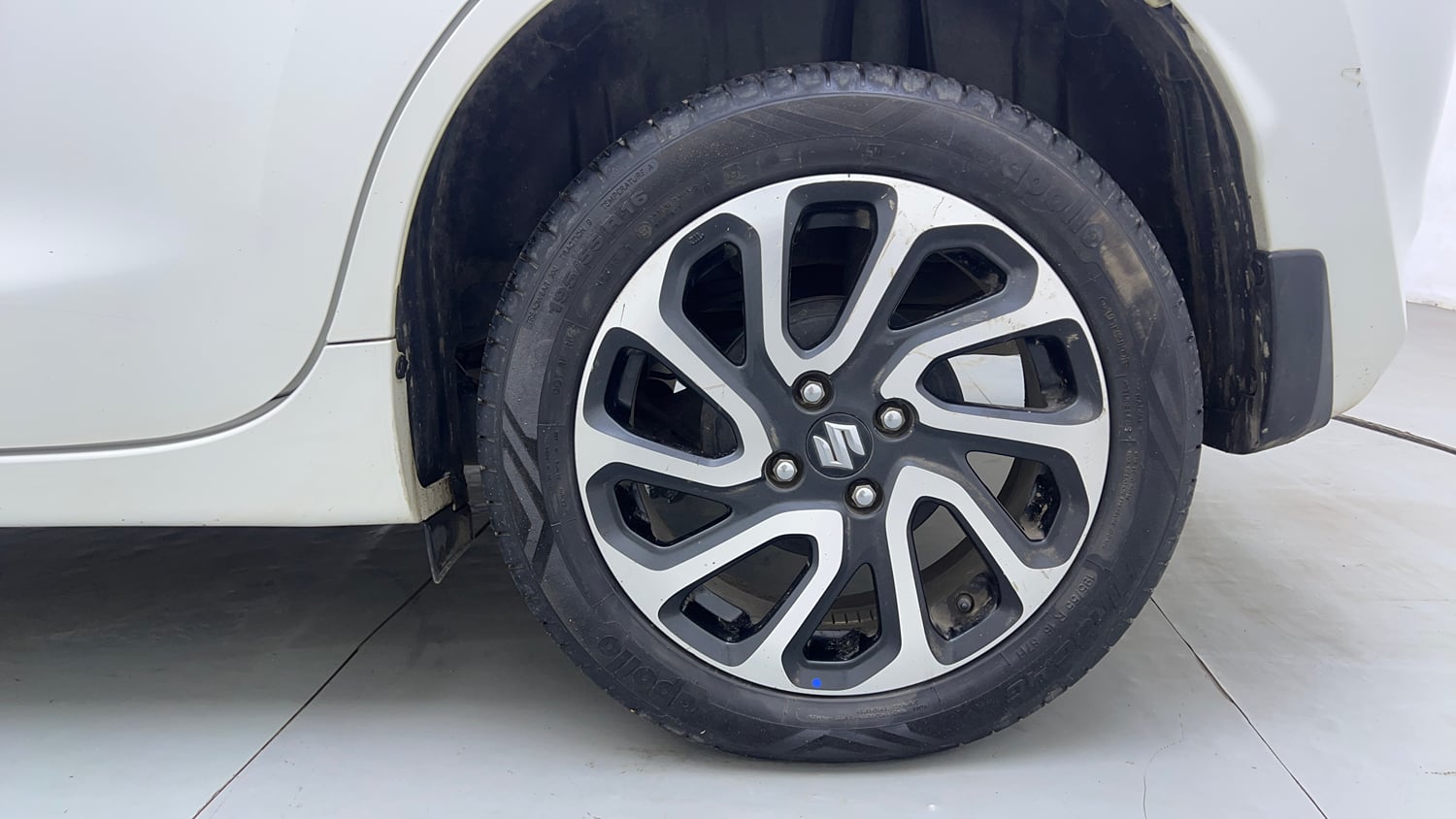 Used 2023 Maruti Suzuki Baleno Alpha MT Petrol Manual tyres LEFT REAR TYRE RIM VIEW