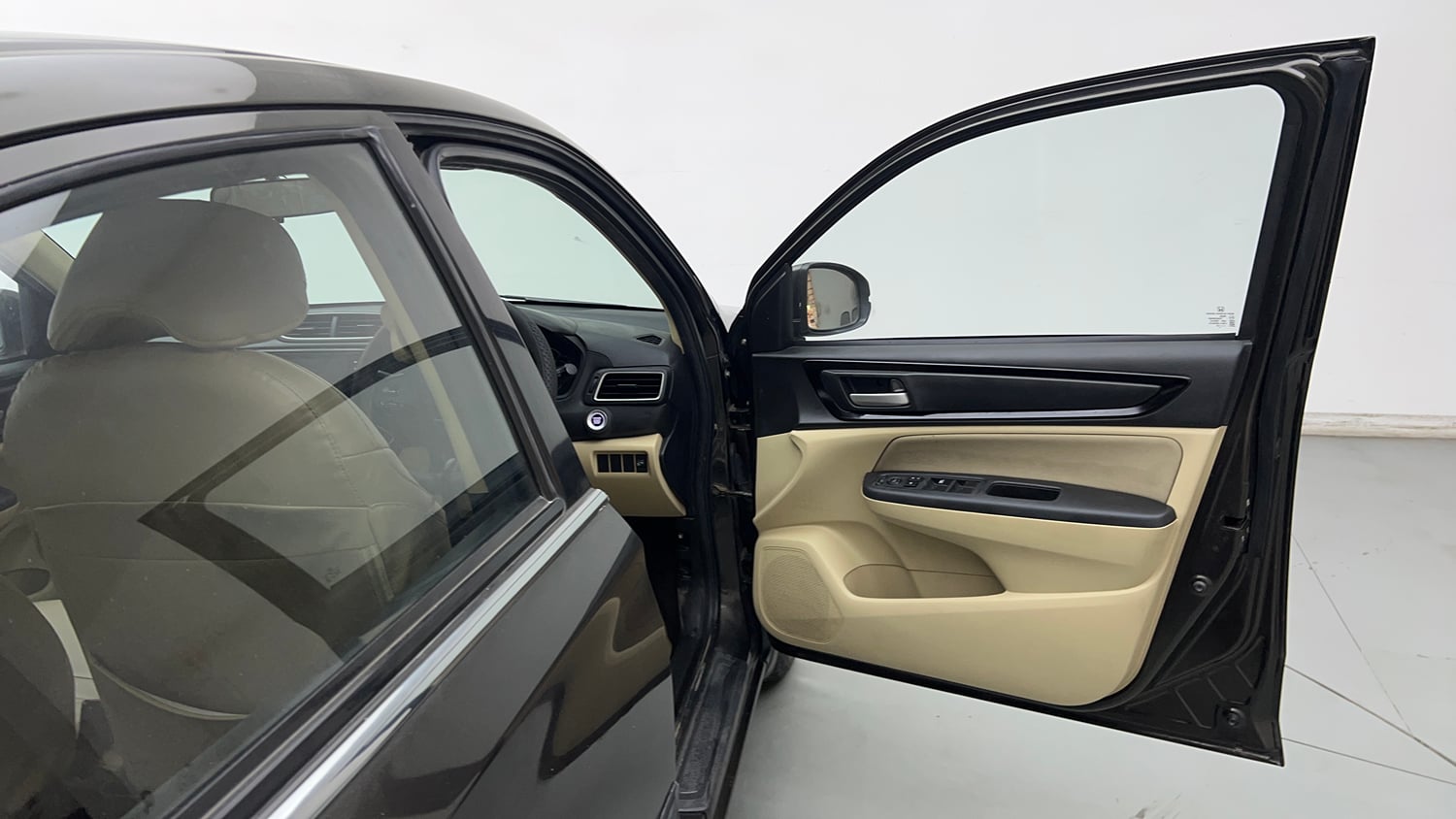 Used 2021 Honda Amaze 1.2 VX CVT Petrol Petrol Automatic interior RIGHT FRONT DOOR OPEN VIEW