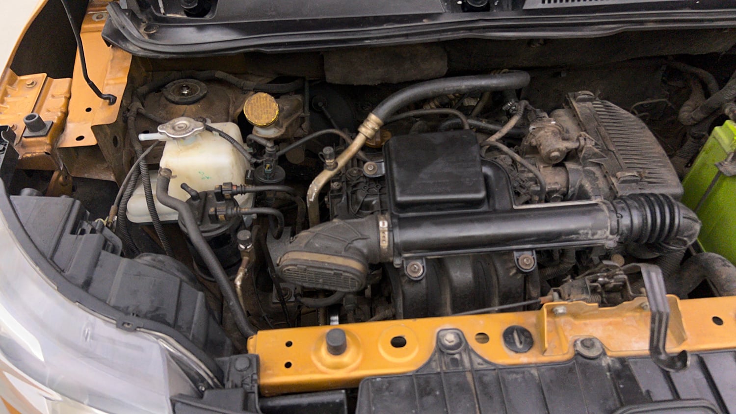 Used 2021 Renault Triber RXZ EASY-R AMT Petrol Automatic engine ENGINE RIGHT SIDE VIEW
