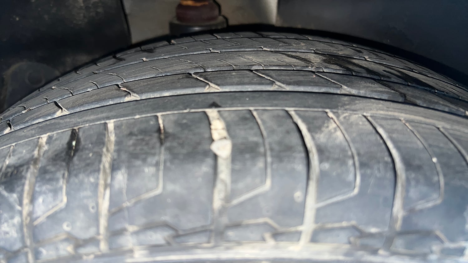 Used 2022 Hyundai Creta SX 1.5 Petrol Petrol Manual tyres RIGHT REAR TYRE TREAD VIEW