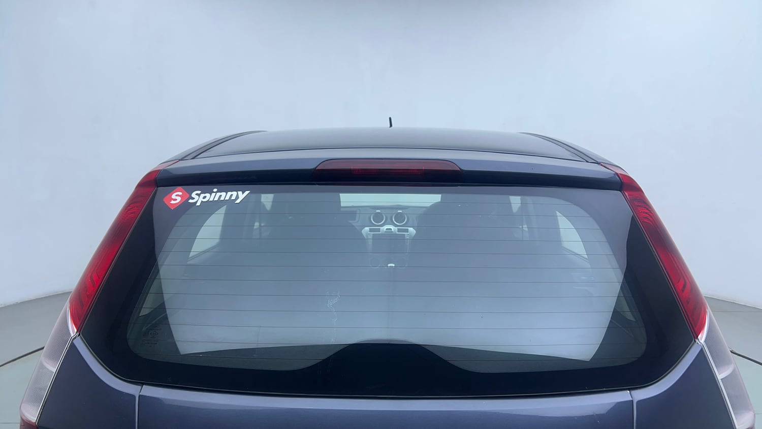Used 2014 Ford Figo Duratec Petrol ZXI 1.2 Petrol Manual exterior BACK WINDSHIELD VIEW