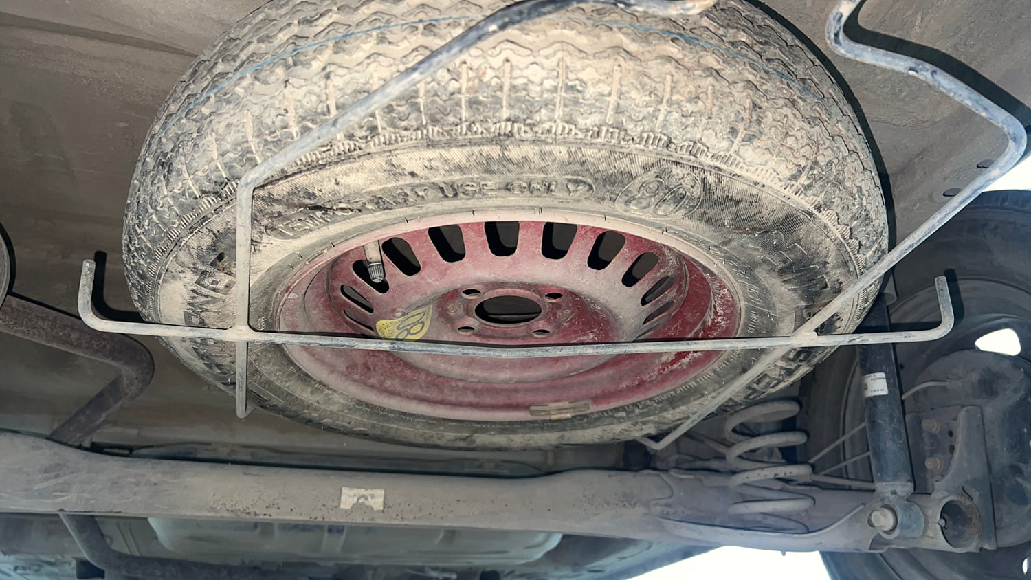 Used 2020 Renault Triber RXL Petrol Manual tyres SPARE TYRE VIEW