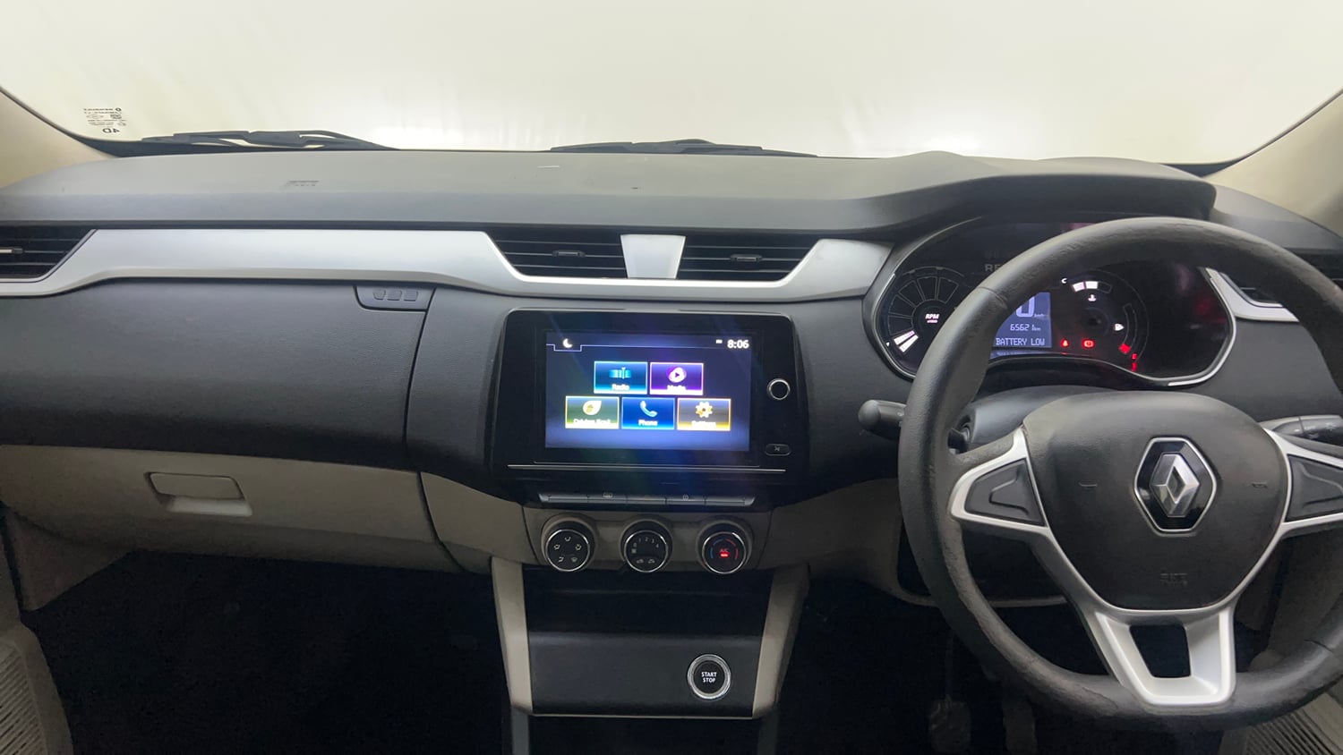 Used 2021 Renault Triber RXZ EASY-R AMT Petrol Automatic interior MUSIC SYSTEM & AC CONTROL VIEW