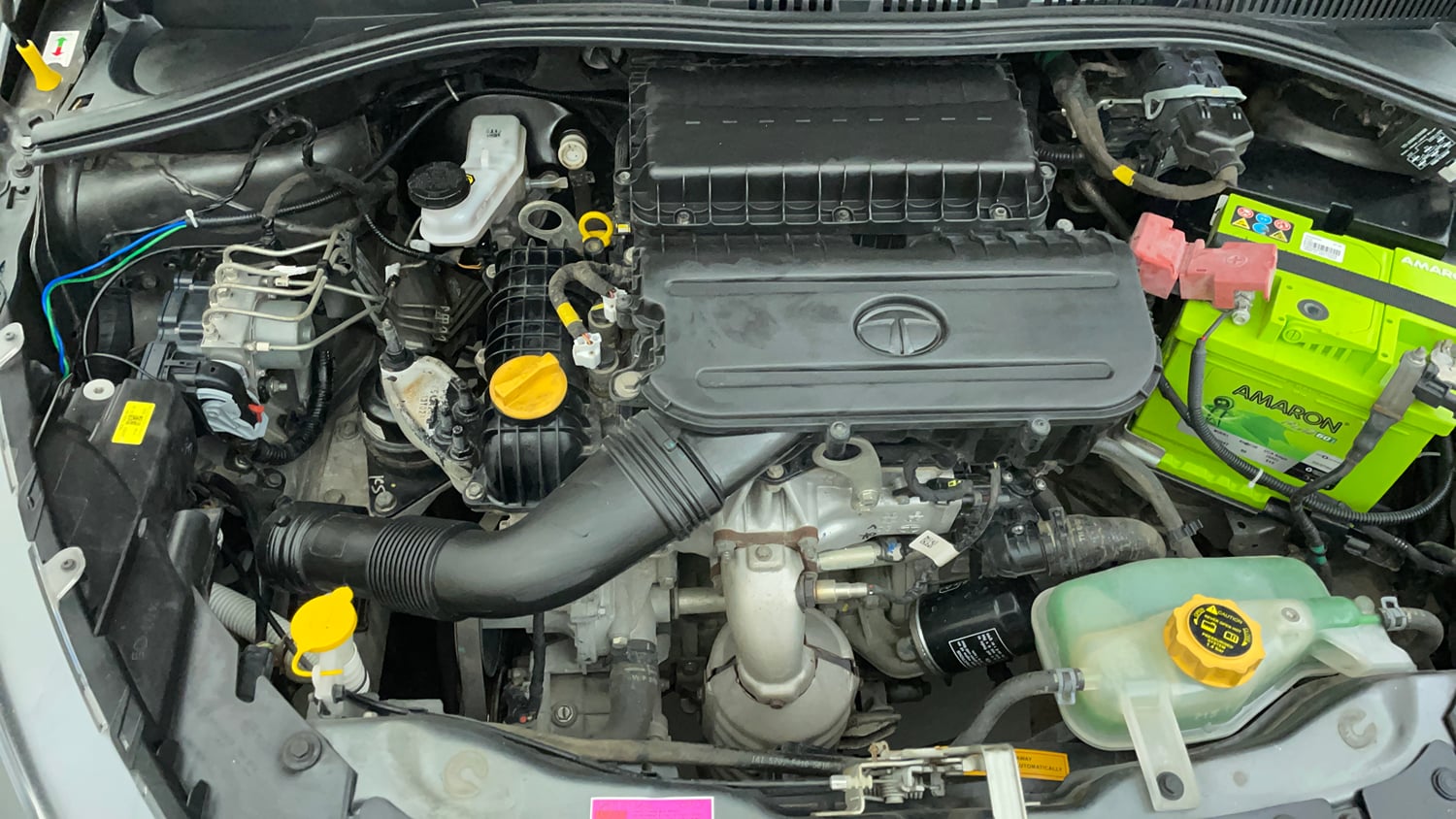 Used 2022 Tata Tiago XT Rhythm Petrol Manual engine ENGINE RIGHT SIDE VIEW