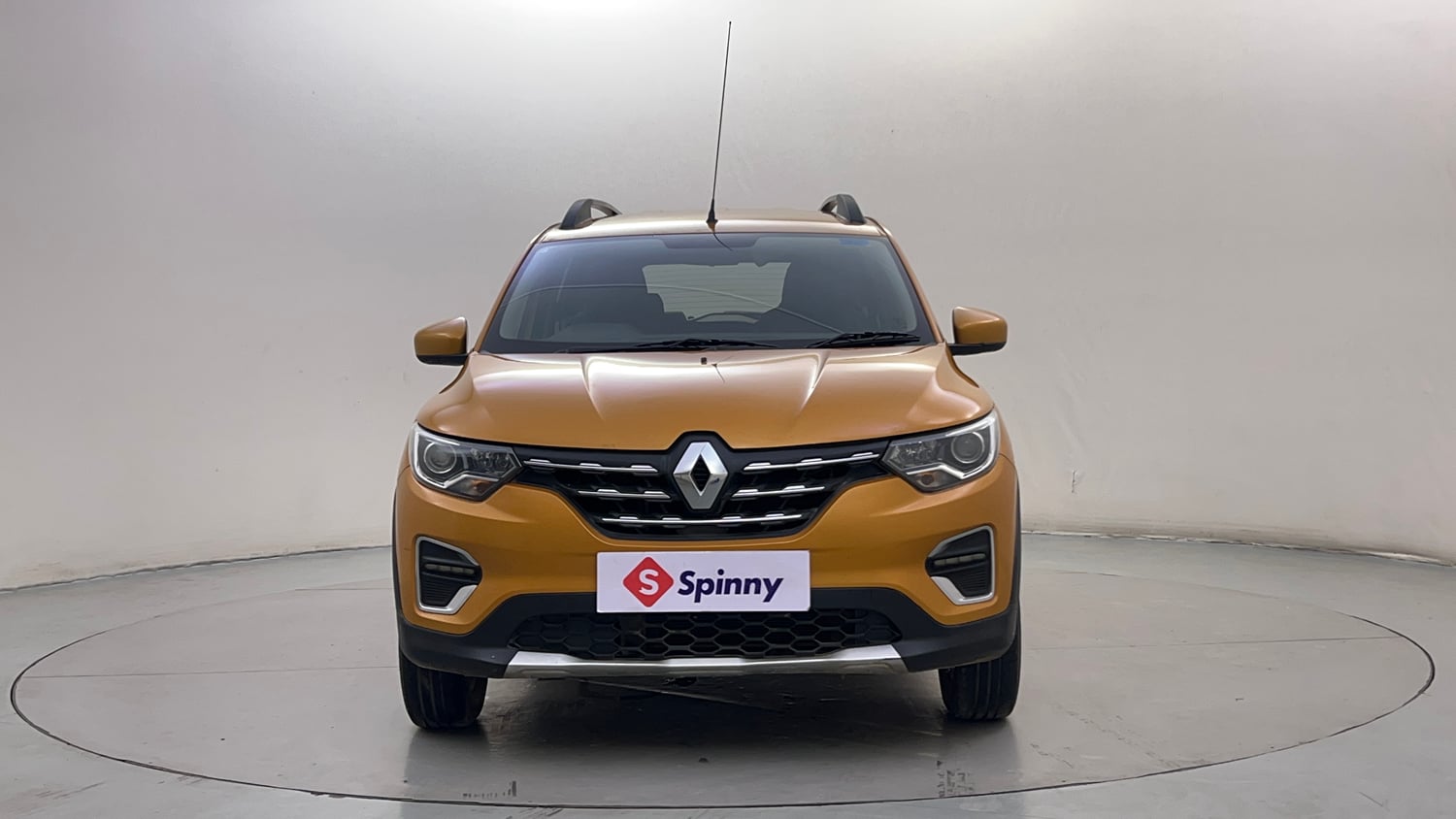 Used 2021 Renault Triber RXZ EASY-R AMT Petrol Automatic exterior FRONT VIEW