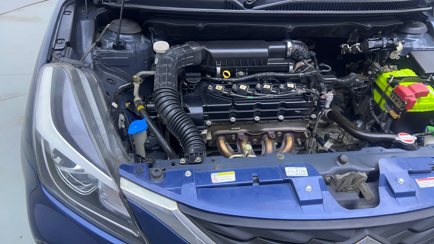 Used 2021 Maruti Suzuki Baleno Zeta Petrol Manual engine ENGINE RIGHT SIDE VIEW