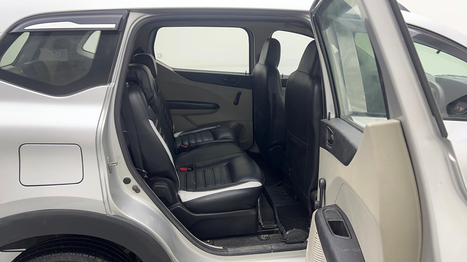 Used 2020 Renault Triber RXL Petrol Manual interior RIGHT SIDE REAR DOOR CABIN VIEW