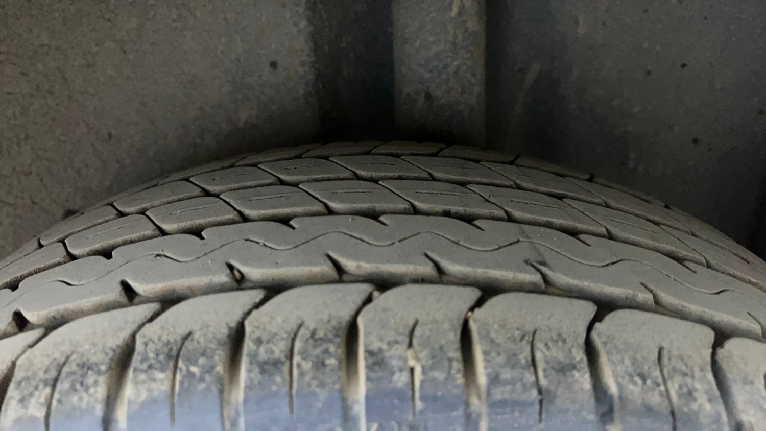 Used 2021 Volkswagen Polo GT Petrol Automatic tyres LEFT REAR TYRE TREAD VIEW