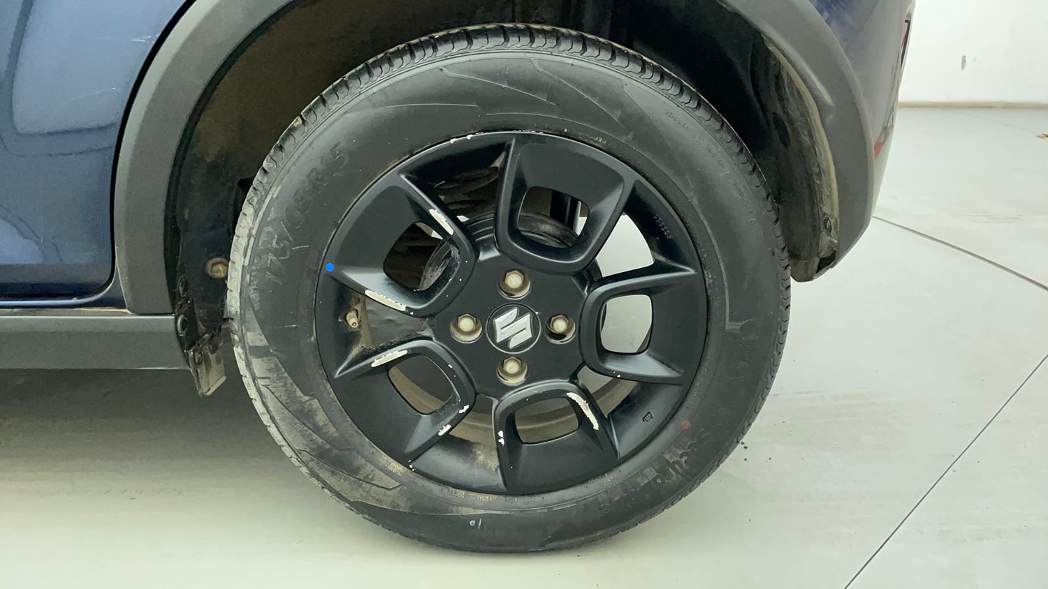 Used 2022 Maruti Suzuki Ignis Alpha 1.2 MT Petrol Manual tyres LEFT REAR TYRE RIM VIEW