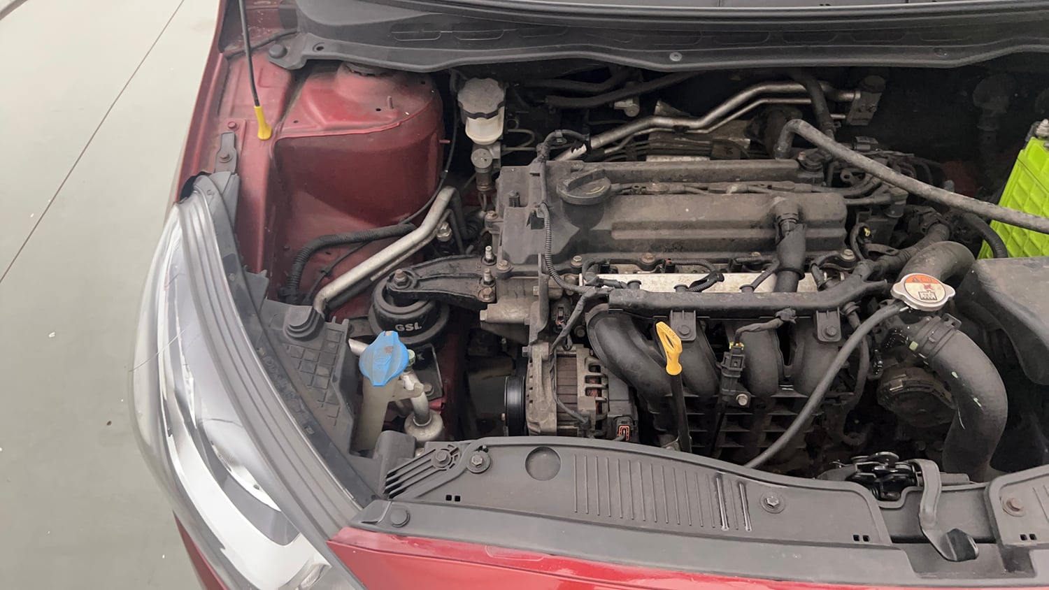 Used 2013 Hyundai i20 Magna (O) 1.2 Petrol Manual engine ENGINE RIGHT SIDE VIEW