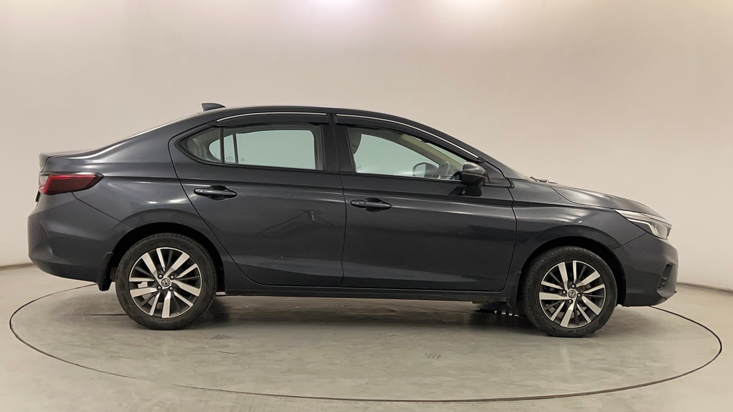 Used 2022 Honda City VX Diesel Diesel Manual exterior RIGHT SIDE VIEW
