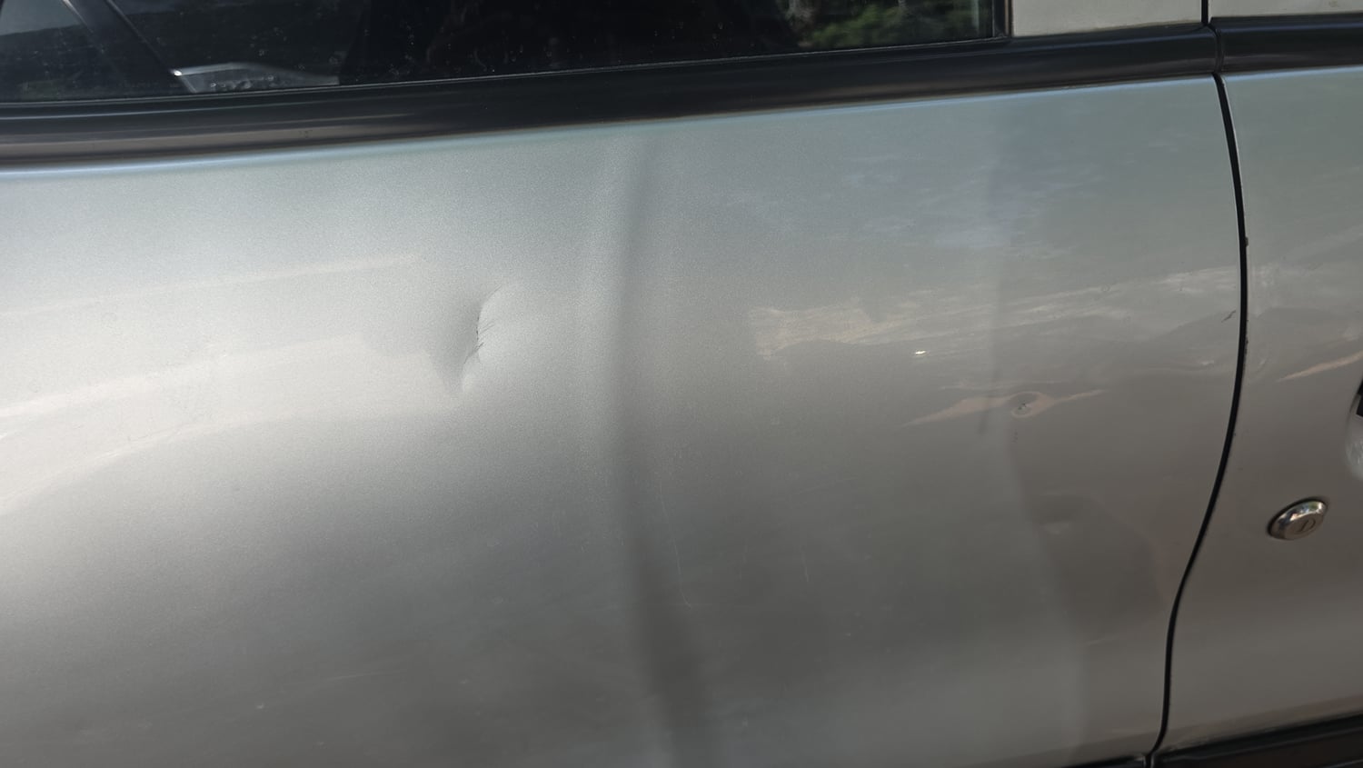 Used 2022 Renault Kwid RXL (O) 0.8 Petrol Manual dents MINOR DENT