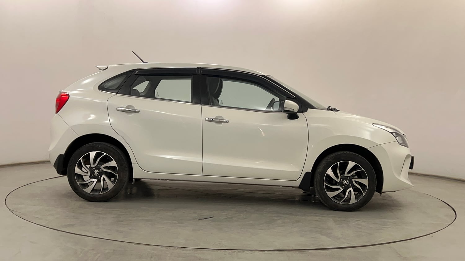 Used 2021 Toyota Glanza G Petrol Manual exterior RIGHT SIDE VIEW