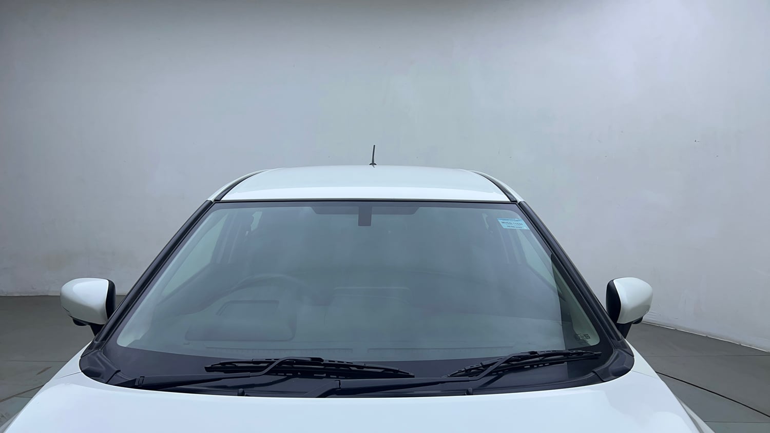 Used 2023 Maruti Suzuki Baleno Alpha MT Petrol Manual exterior FRONT WINDSHIELD VIEW