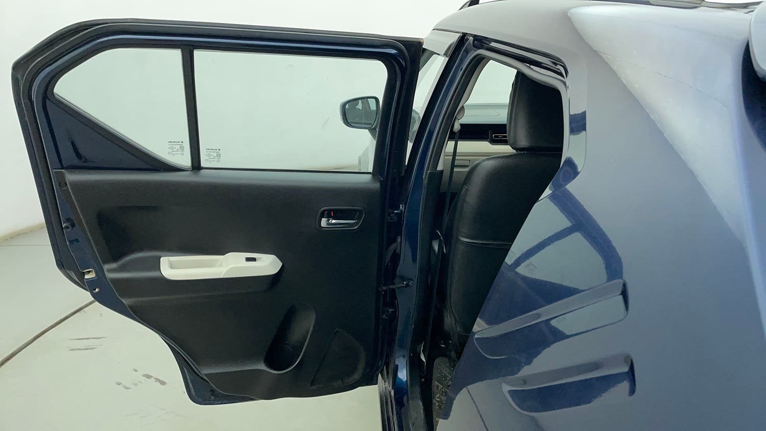 Used 2022 Maruti Suzuki Ignis Alpha 1.2 MT Petrol Manual interior LEFT REAR DOOR OPEN VIEW