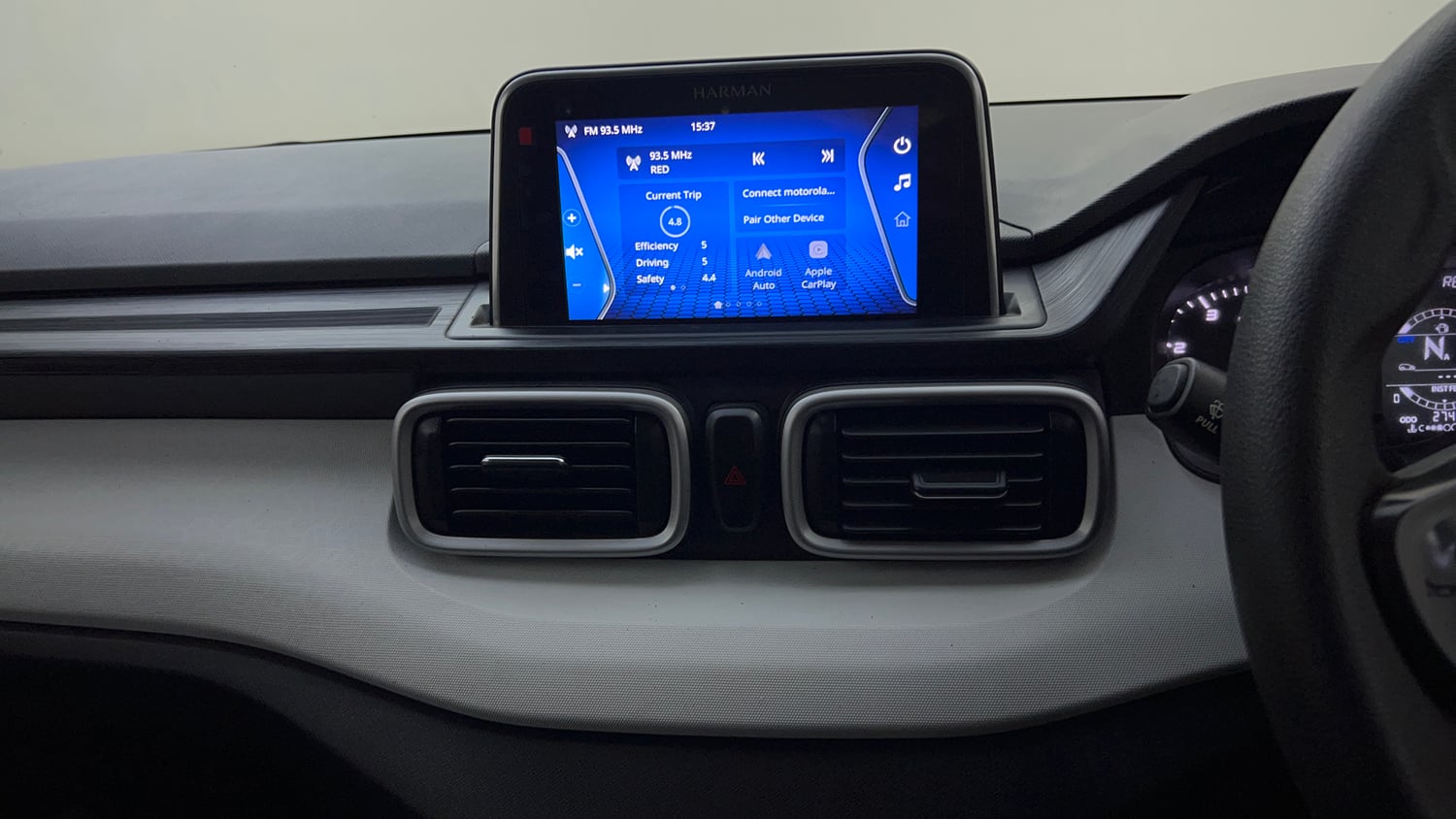 Used 2022 Tata Punch Accomplished AMT Petrol Automatic top_features Touch screen infotainment system