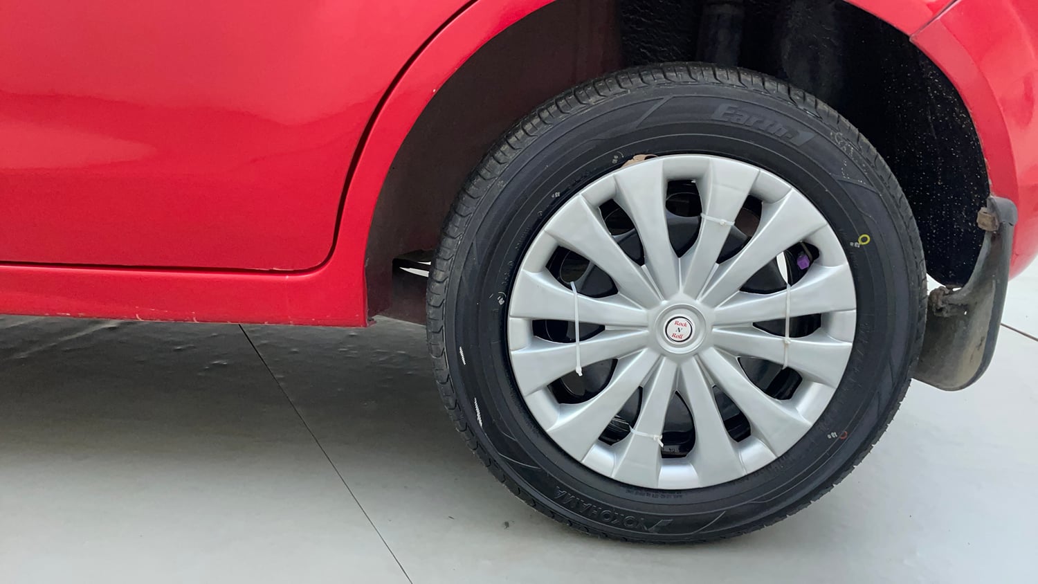 Used 2012 Ford Figo Duratorq Diesel EXI 1.4 Diesel Manual tyres LEFT REAR TYRE RIM VIEW