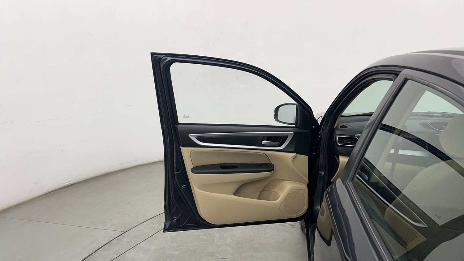 Used 2025 honda Amaze 2nd Generation VX 1.2 Petrol MT Petrol Manual interior LEFT FRONT DOOR OPEN VIEW