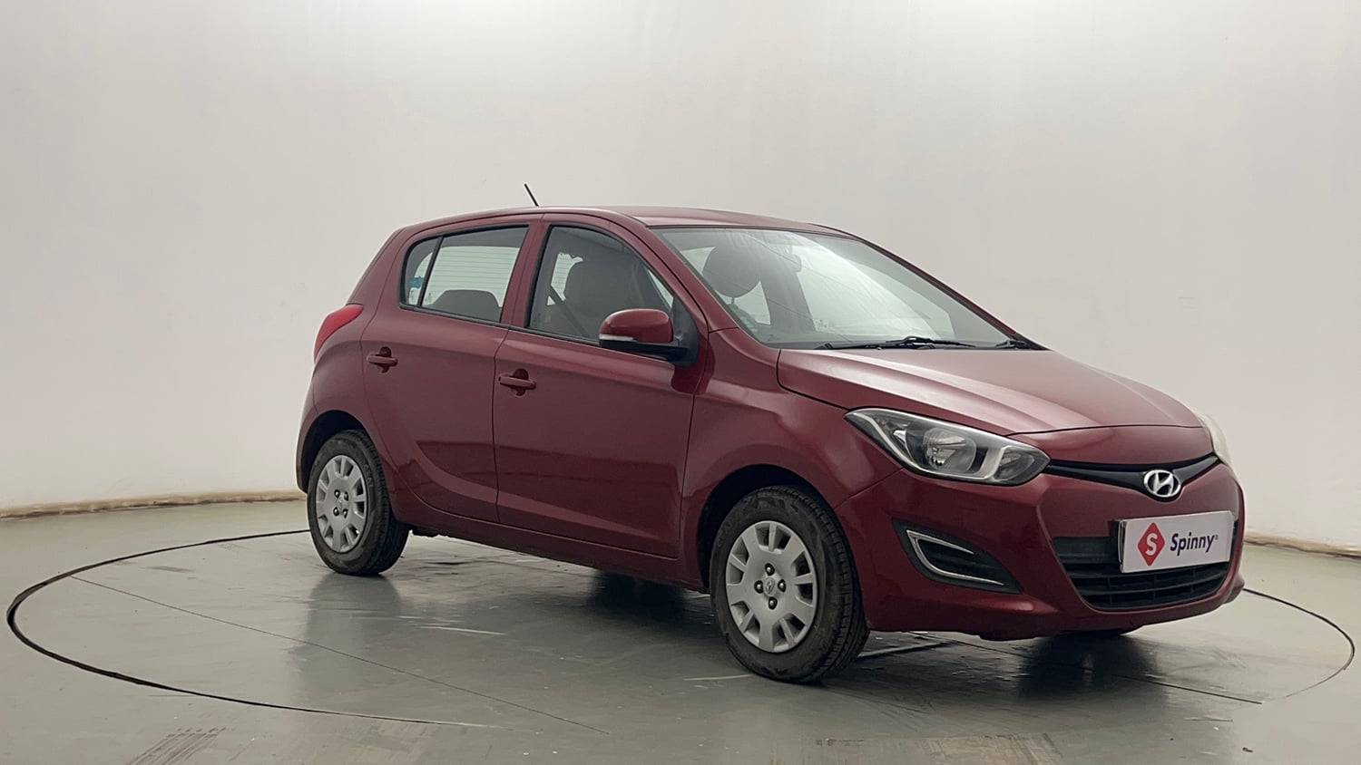 Used 2013 Hyundai i20 Magna (O) 1.2 Petrol Manual exterior RIGHT FRONT CORNER VIEW