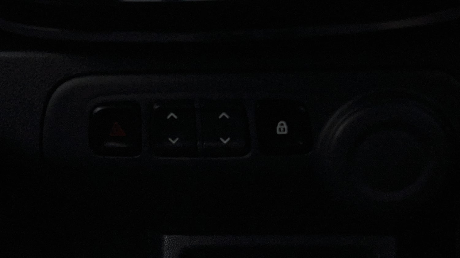 Used 2016 Renault Kwid RXT Petrol Manual top_features Power windows