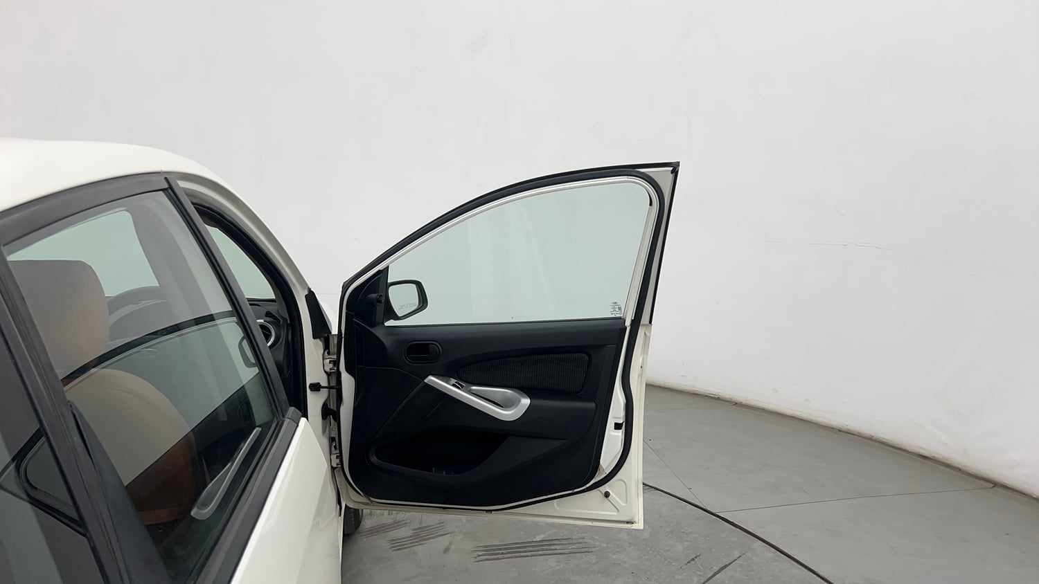 Used 2014 Ford Figo Duratec Petrol ZXI 1.2 Petrol Manual interior RIGHT FRONT DOOR OPEN VIEW