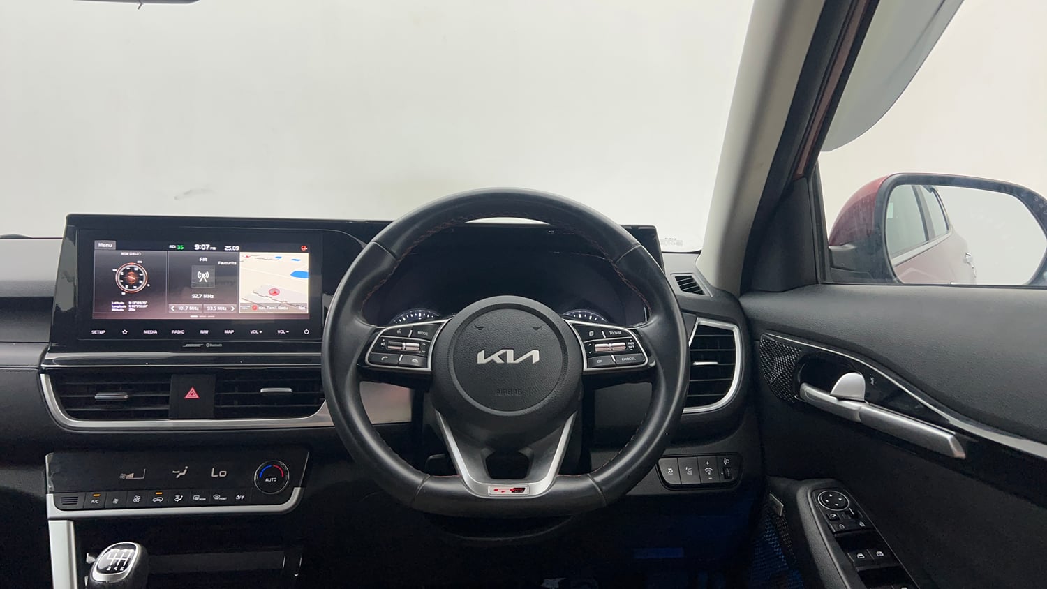 Used 2022 Kia Seltos GTX Plus 1.4 Petrol Manual interior STEERING VIEW