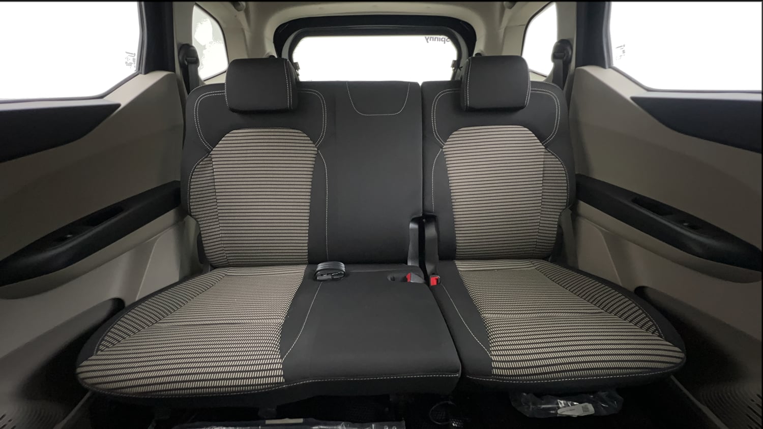 Used 2024 Renault Triber RXZ Petrol Manual interior REAR SEAT CONDITION VIEW