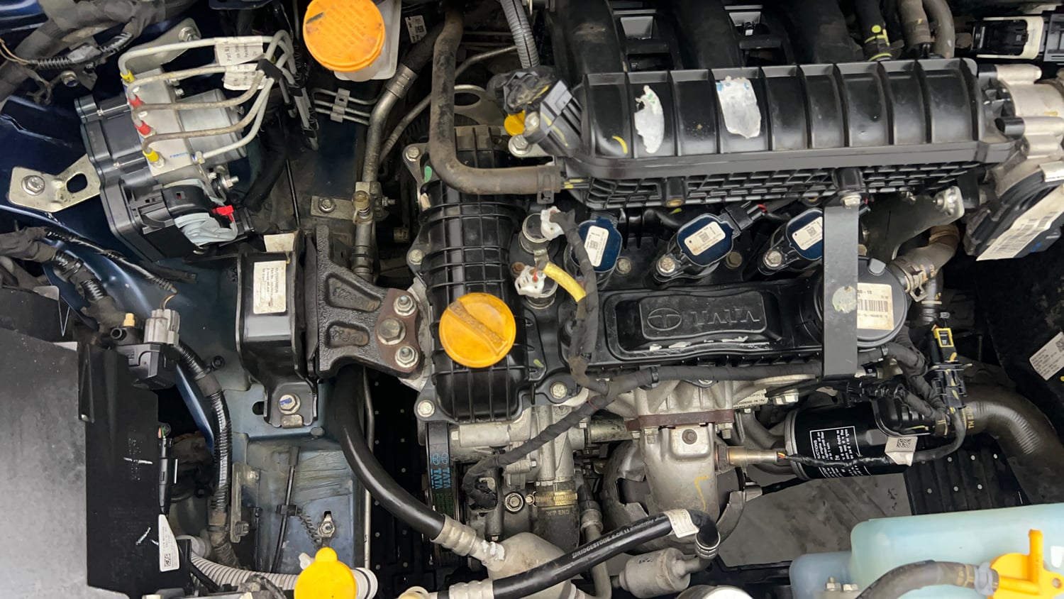 Used 2023 Tata Altroz XZ Petrol Petrol Manual engine ENGINE RIGHT SIDE VIEW