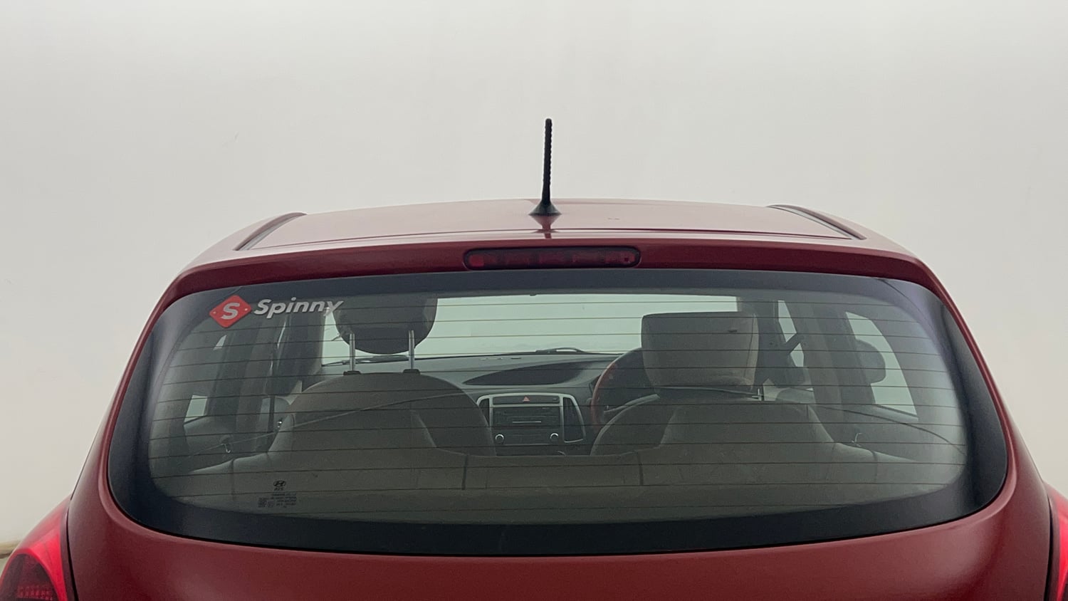 Used 2013 Hyundai i20 Magna (O) 1.2 Petrol Manual exterior BACK WINDSHIELD VIEW
