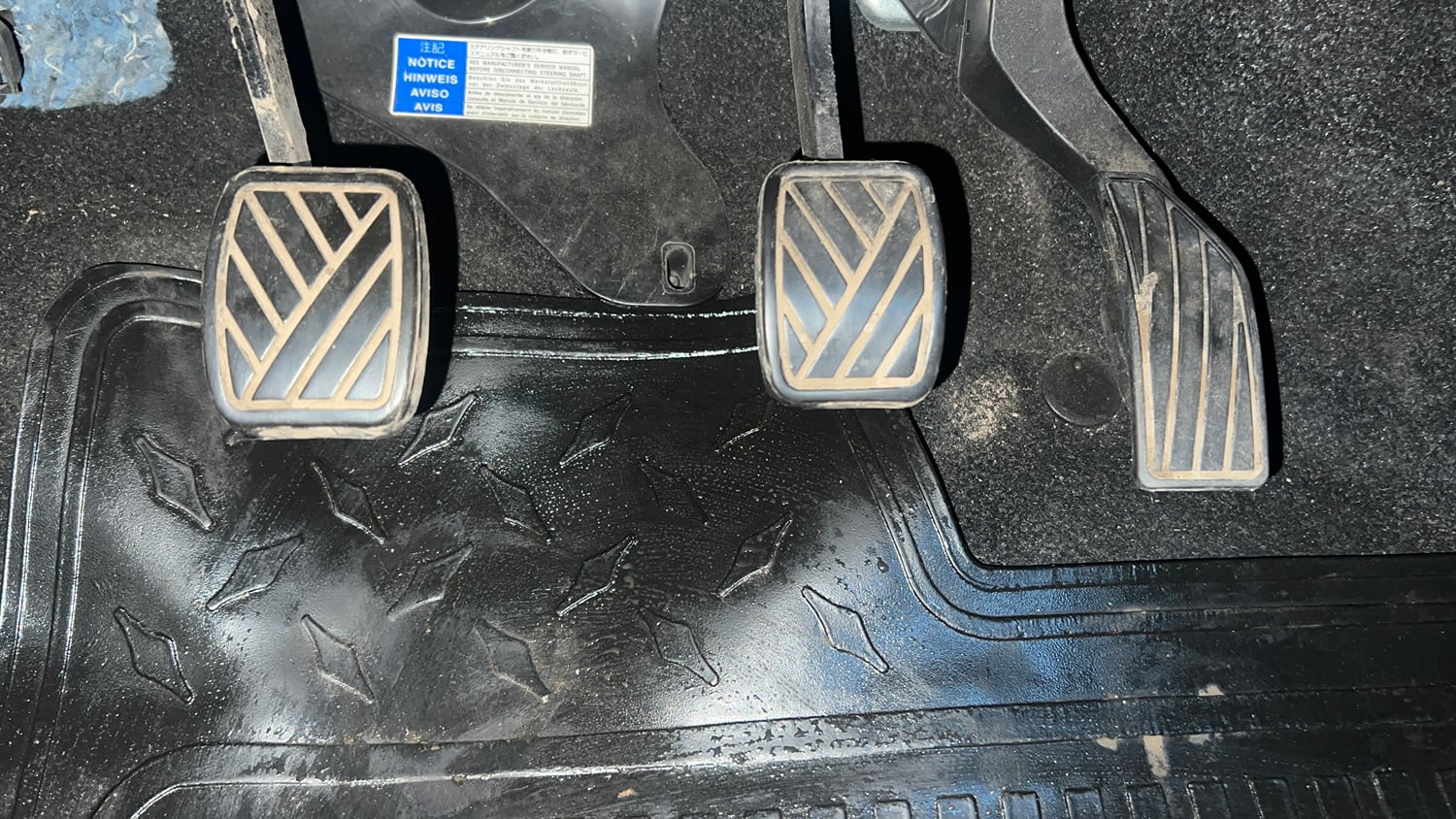 Used 2017 Maruti Suzuki Swift ZXi Petrol Manual interior PEDALS VIEW