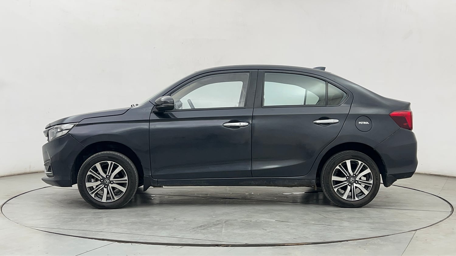 Used 2025 honda Amaze 2nd Generation VX 1.2 Petrol MT Petrol Manual exterior LEFT SIDE VIEW