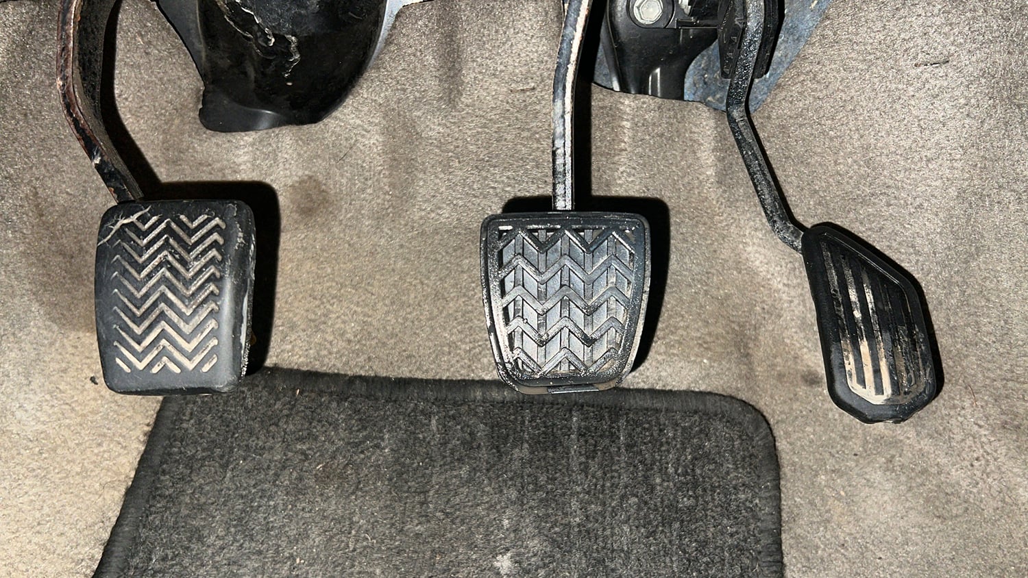 Used 2016 Toyota Etios Liva V Petrol Manual interior PEDALS VIEW