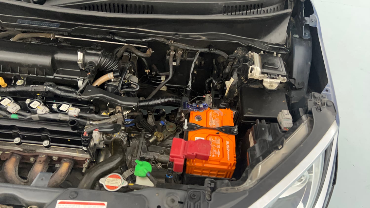Used 2022 Maruti Suzuki Ignis Alpha 1.2 MT Petrol Manual engine ENGINE LEFT SIDE VIEW