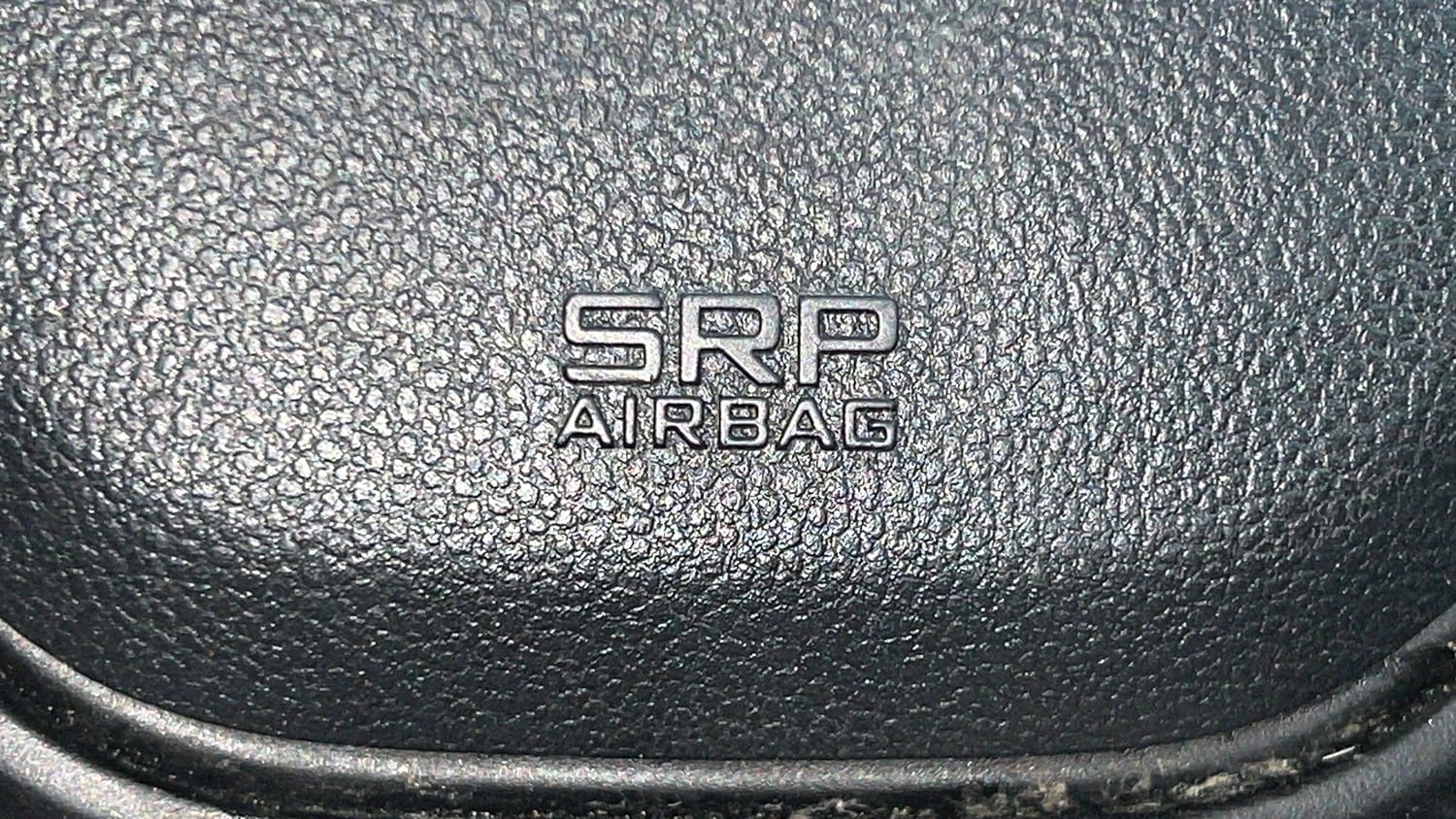 Used 2020 Renault Triber RXL Petrol Manual top_features Airbags