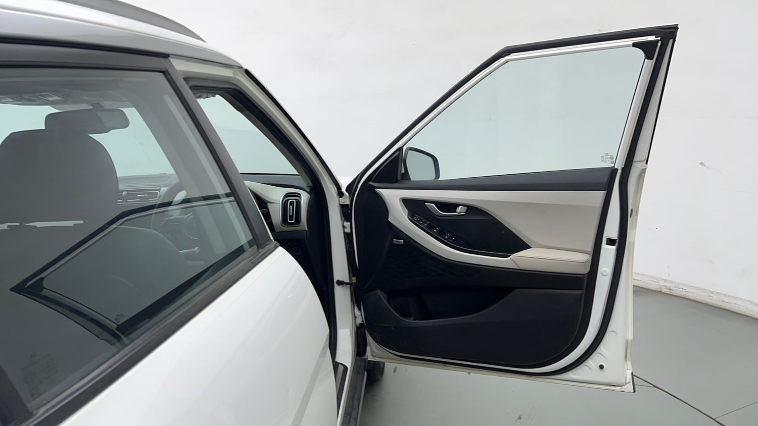Used 2023 Hyundai Creta SX (O) 1.5 Petrol IVT Petrol Automatic interior RIGHT FRONT DOOR OPEN VIEW