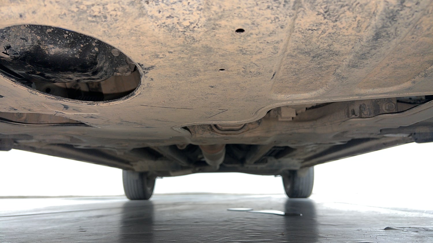 Used 2022 Kia Seltos GTX Plus 1.4 Petrol Manual extra FRONT LEFT UNDERBODY VIEW