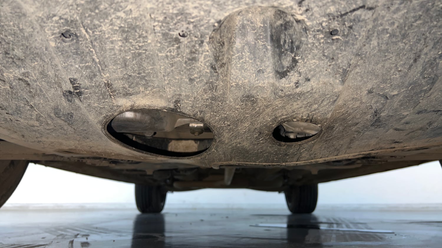 Used 2022 Hyundai Alcazar Platinum (O) 7 Seater 1.5 Diesel AT Diesel Automatic extra FRONT LEFT UNDERBODY VIEW