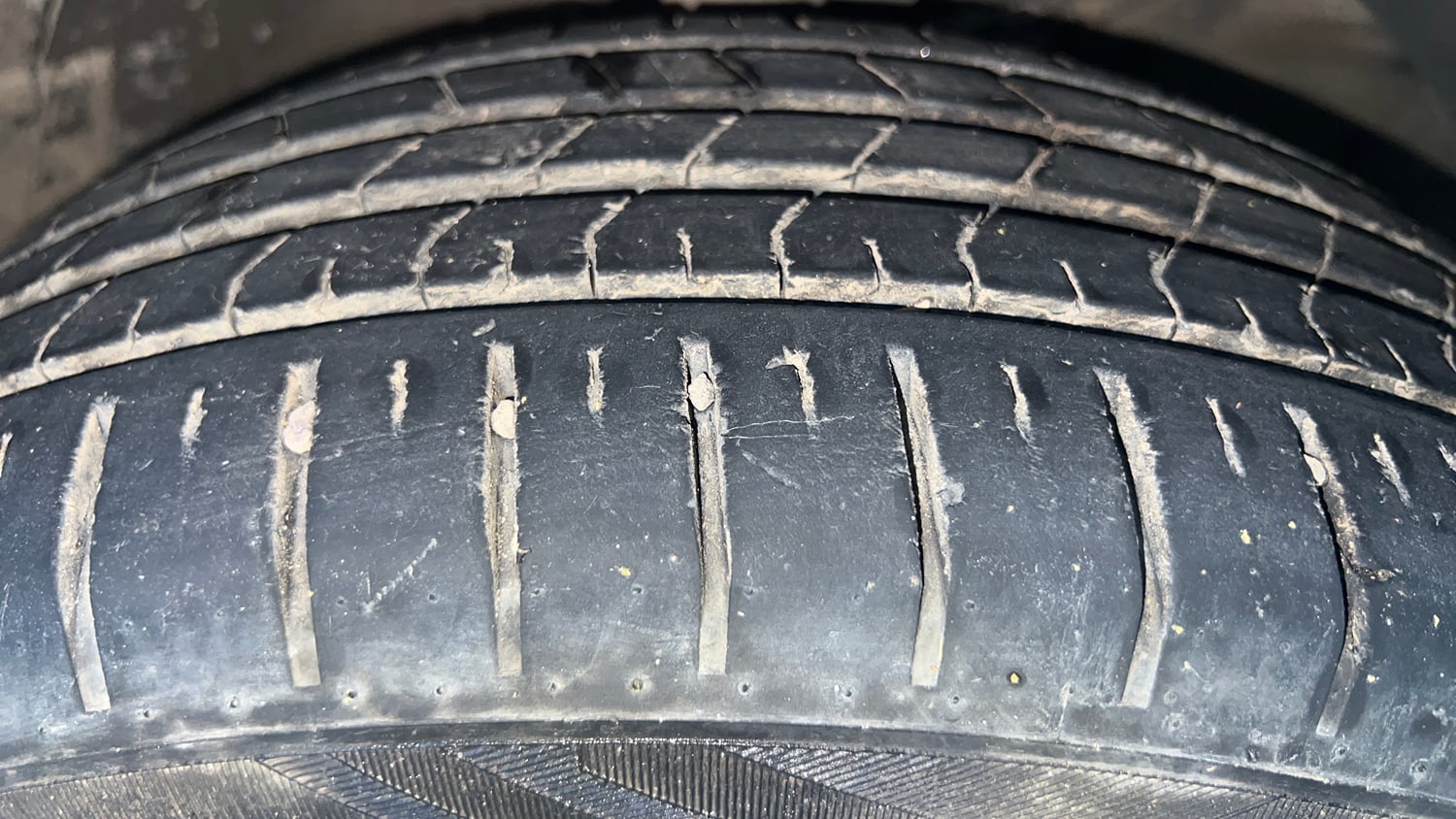 Used 2023 Maruti Suzuki Baleno Alpha MT Petrol Manual tyres RIGHT FRONT TYRE TREAD VIEW