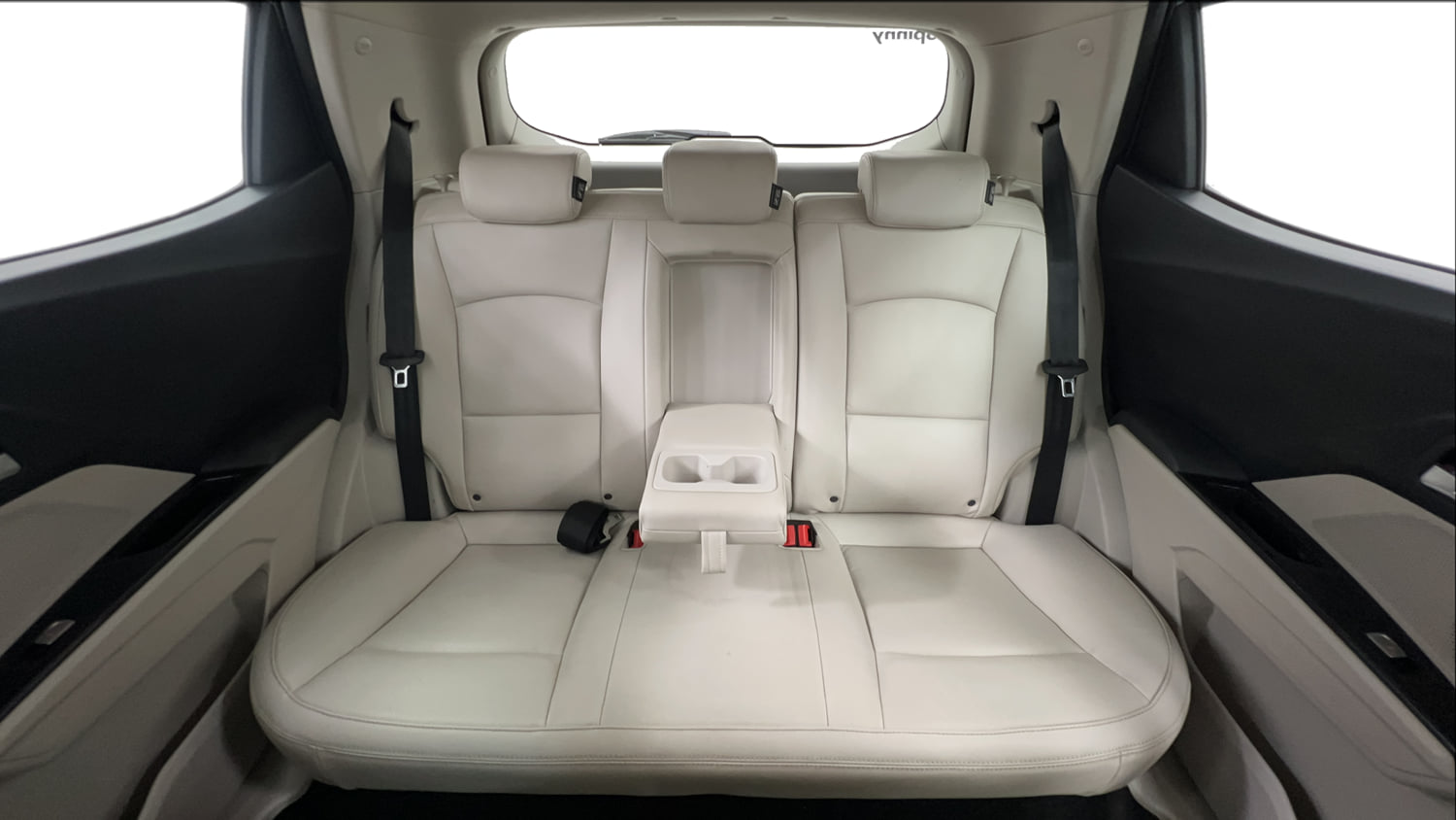 Used 2023 Mahindra XUV 300 W8 (O) 1.2 Petrol AMT Petrol Automatic interior REAR SEAT CONDITION VIEW