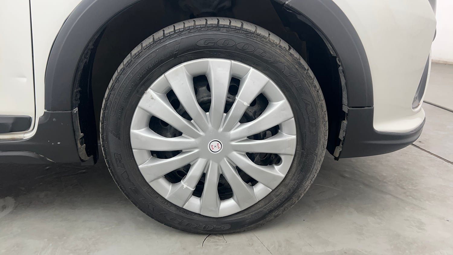 Used 2018 Maruti Suzuki Celerio X Zxi AMT Petrol Automatic tyres RIGHT FRONT TYRE RIM VIEW