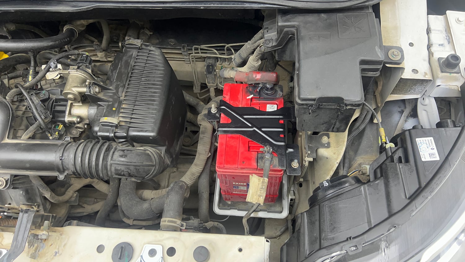 Used 2020 Renault Triber RXZ Petrol Manual engine ENGINE LEFT SIDE VIEW
