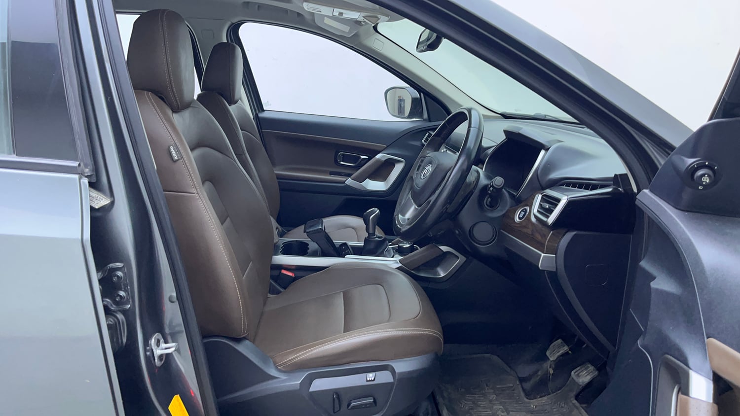 Used 2022 Tata Harrier XZ Plus Diesel Manual interior RIGHT SIDE FRONT DOOR CABIN VIEW