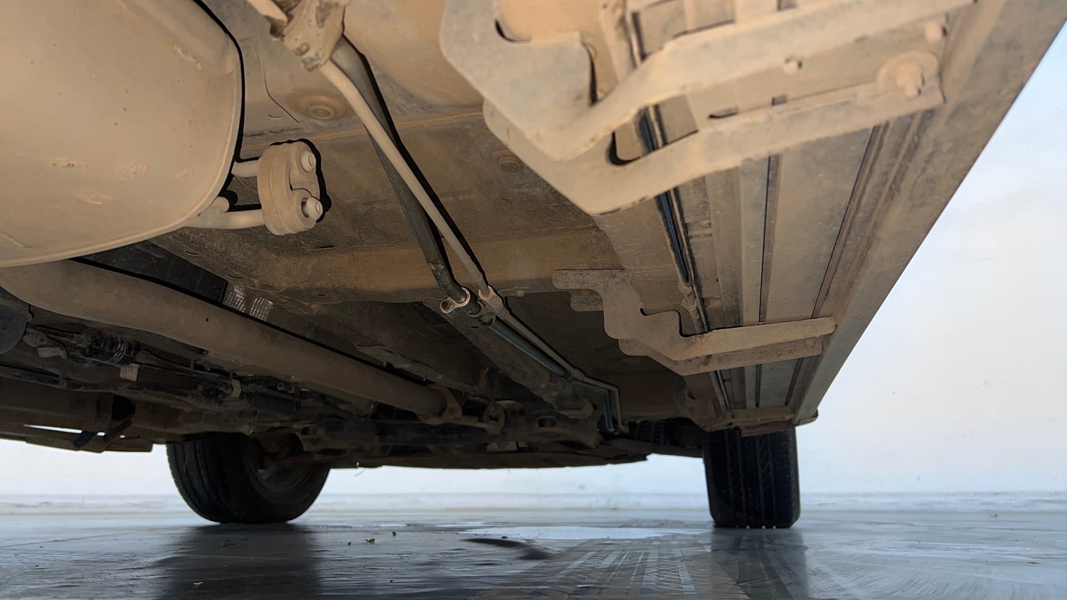 Used 2024 Mahindra XUV700 AX 7 Luxury Pack Petrol AT 7 STR Petrol Automatic extra REAR RIGHT UNDERBODY VIEW