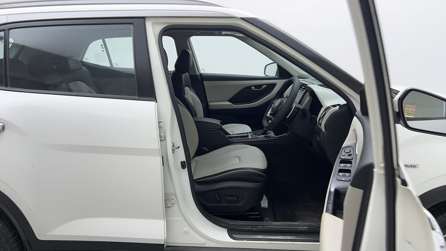 Used 2023 Hyundai Creta SX (O) 1.5 Petrol IVT Petrol Automatic interior RIGHT SIDE FRONT DOOR CABIN VIEW