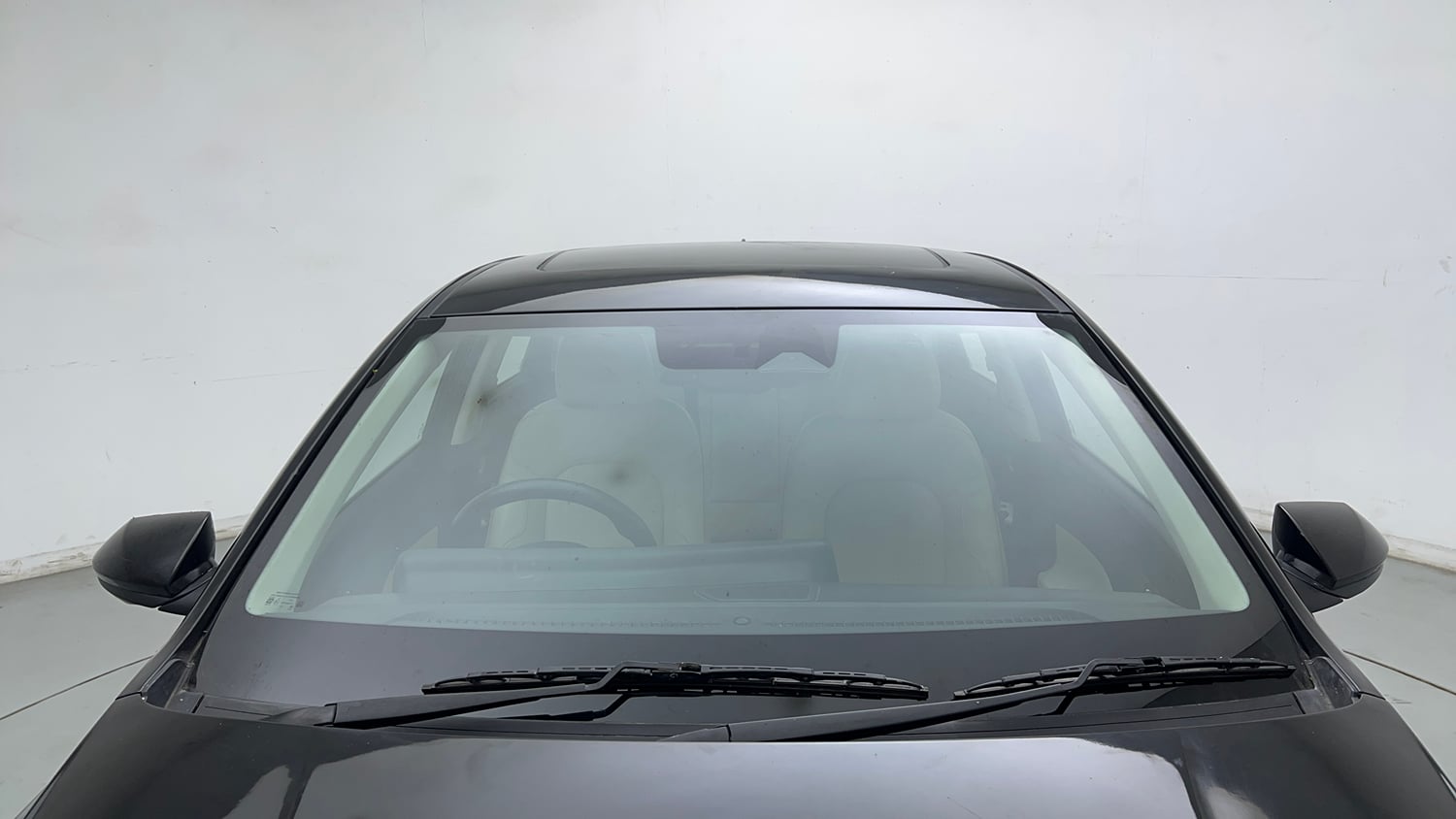 Used 2023 Hyundai Verna SX (O) 1.5 Petrol IVT Petrol Automatic exterior FRONT WINDSHIELD VIEW