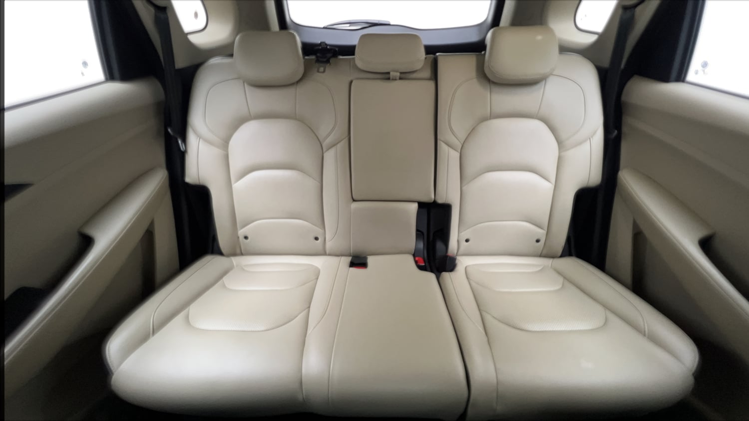 Used 2021 MG Motors Hector Sharp 1.5 Petrol CVT Petrol Automatic interior REAR SEAT CONDITION VIEW